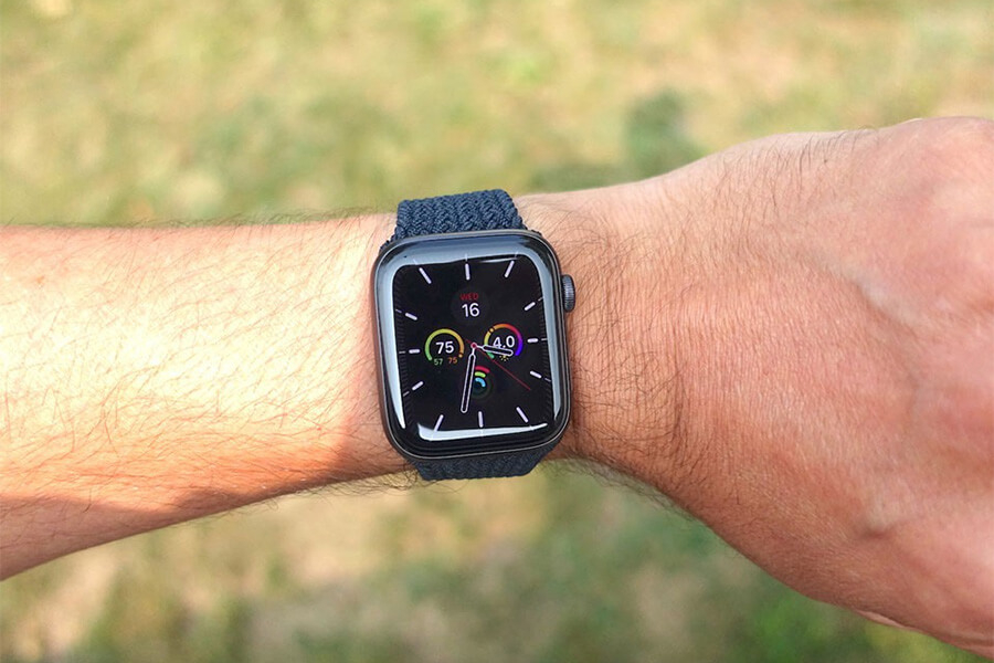 8 lý do khiến bạn nhất định phải mua ngay Apple Watch SE khi vừa ra mắt - Hình 2 8 lý do khiến bạn nhất định phải mua ngay Apple Watch SE khi vừa ra mắt - Hình 2