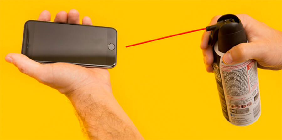 9 thứ đừng bao giờ dùng để lau màn hình smartphone - Hình 4 9 thứ đừng bao giờ dùng để lau màn hình smartphone - Hình 4