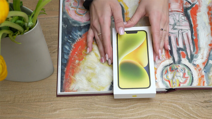 Apple  Apple