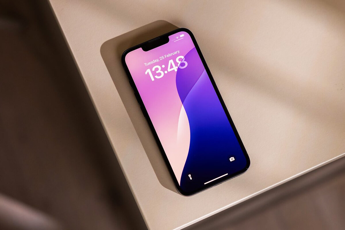 iPhone 17e có nguy cơ bay màu để nhường chỗ cho iPhone 18e? - Hình 1 iPhone 17e - Hình 1