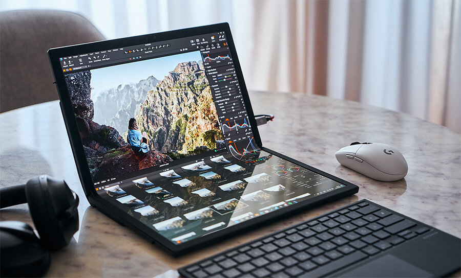 ASUS Zenbook 17 Fold