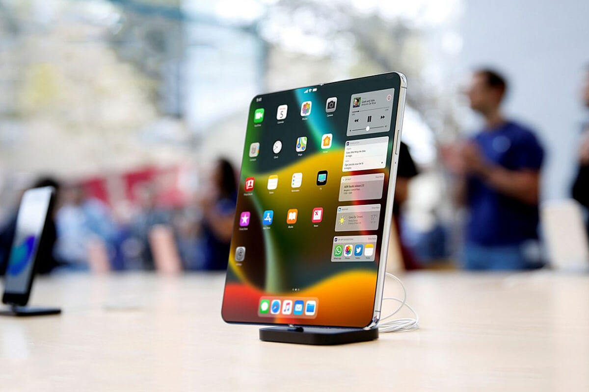 Concept iPhone Fold