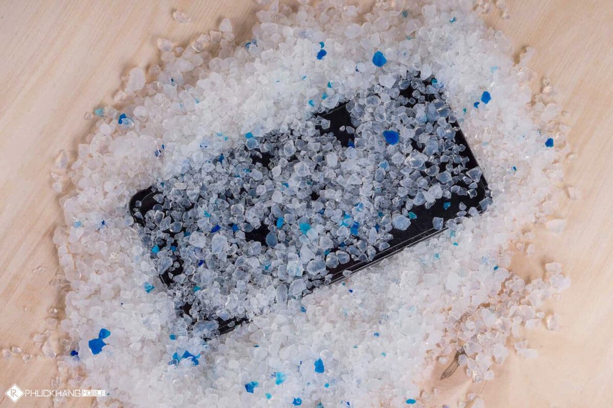 điện thoại rơi vào nước mất sóng