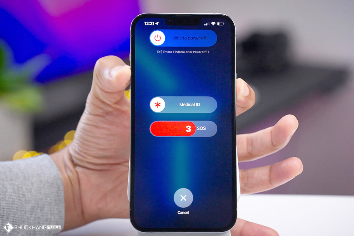Khởi động lại iPhone
