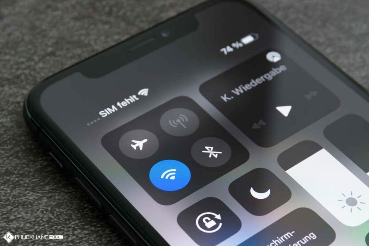 Dùng WiFi thay vì 4G hay 5G trên iOS 26 Dùng WiFi thay vì 4G hay 5G trên iOS 26