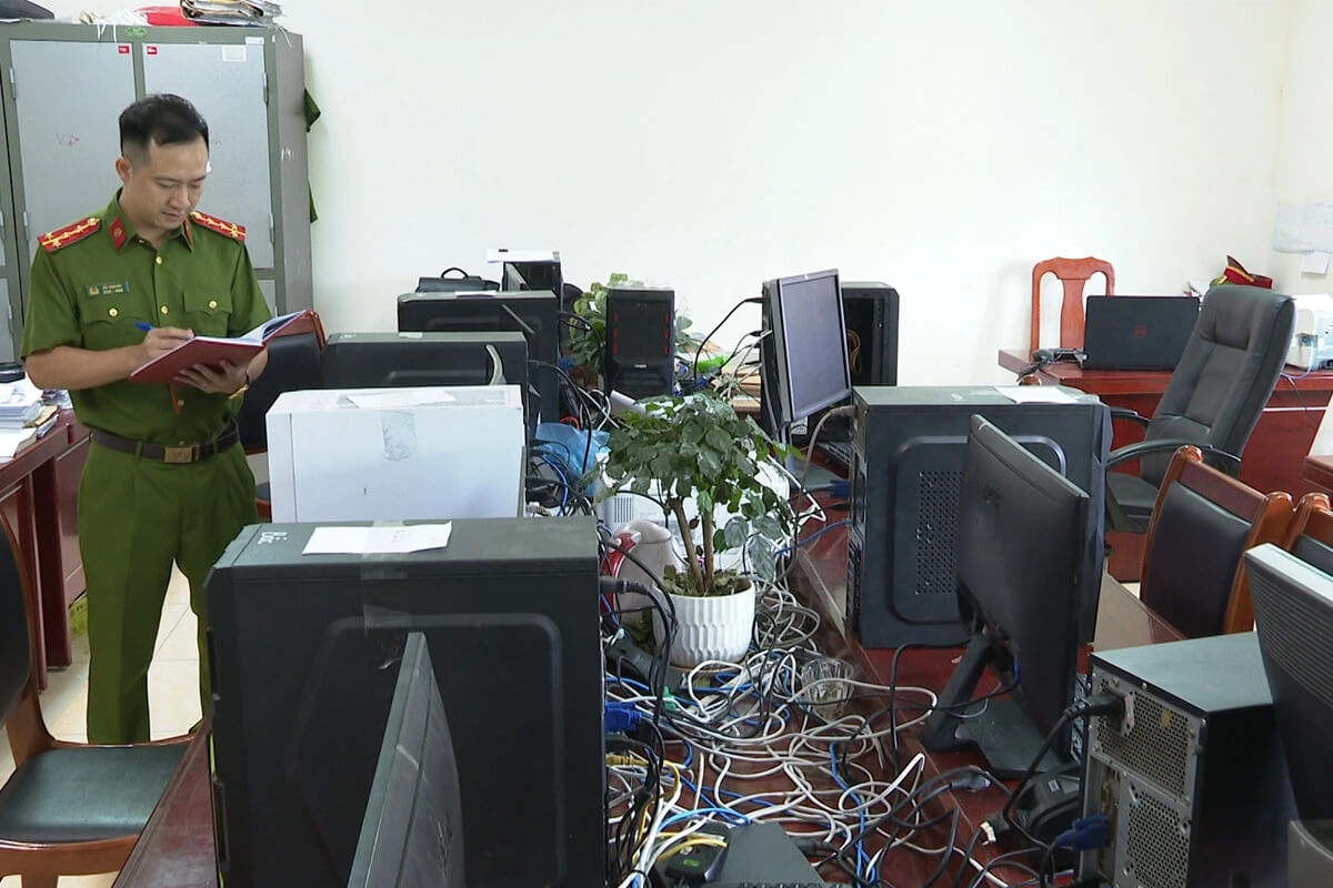 1000 người sập bẫy lừa đảo tặng iPhone 0đ trên TikTok - Hình 2 Lừa đảo tặng iPhone 0đ trên TikTok - Hình 2