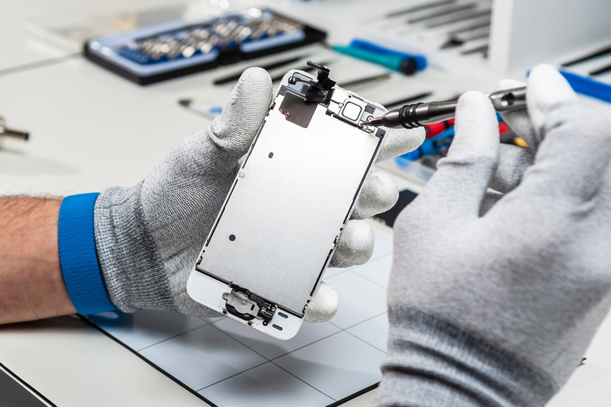 CareK - Trung tâm sửa chữa iPhone, Android uy tín tại TP.HCM - Hình 1 Linh kiện iPhone chính hãng