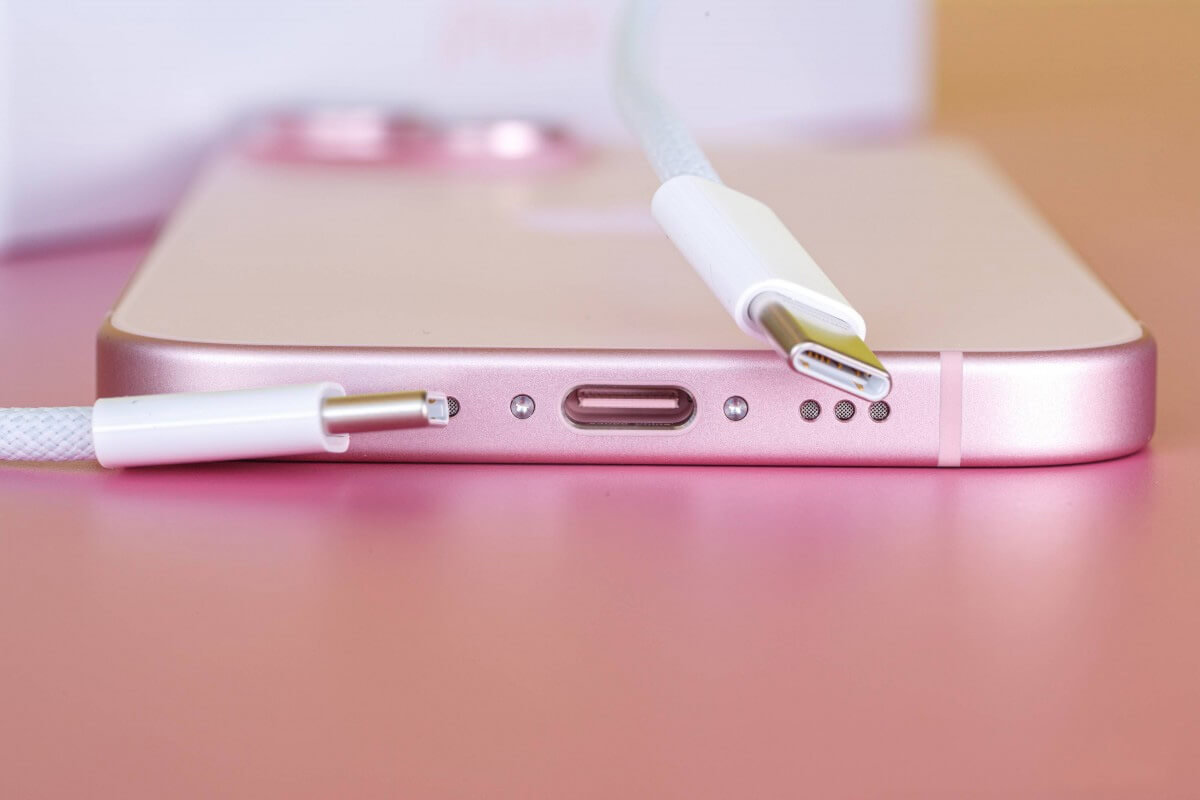 iPhone 15 mới đó, nhưng có thể không đáng mua bằng mẫu iPhone cũ này - Hình 2