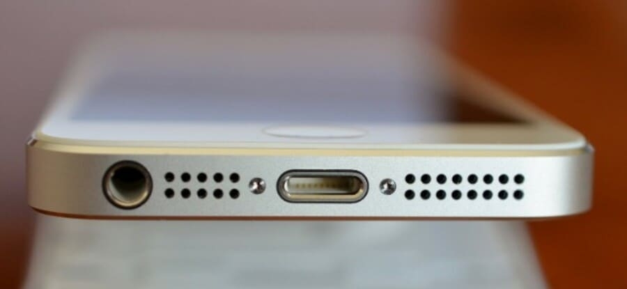 Cổng Lightning sẽ bị thay thế bằng USB-C? Cổng Lightning sẽ bị thay thế bằng USB-C?