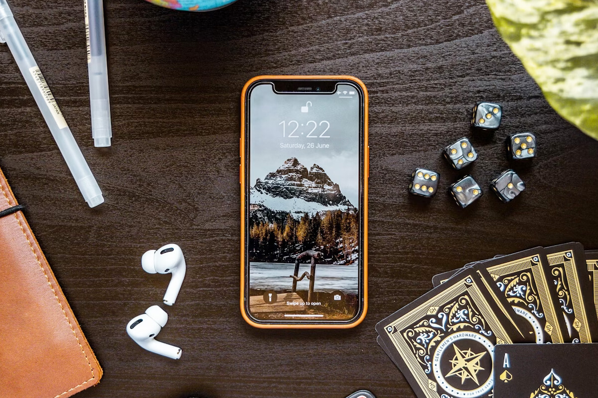 iPhone 12 Pro vs iPhone 13 mini - Hình 6