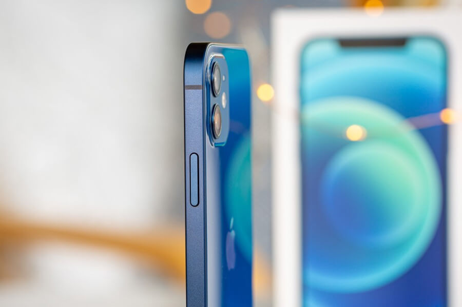 Có nên mua iPhone 12 ở thời điểm hiện tại? Siêu phẩm một thời đã có mức giá rẻ hơn cho iFans - Hình 1