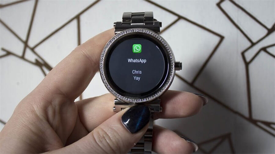Đã có smartphone sao còn phải tốn tiền mua thêm smartwatch? - Hình 3 Đã có smartphone sao còn phải tốn tiền mua thêm smartwatch? - Hình 3