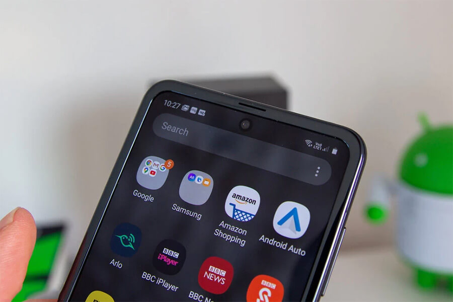 Đánh giá chi tiết Samsung Galaxy Z Flip: Chiếc điện thoại màn hình gập siêu độc đáo - Hình 11