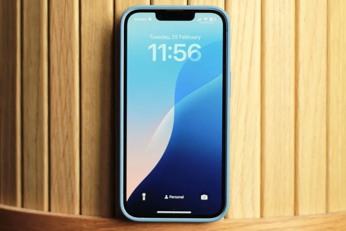 Đánh giá iPhone 16e - Hình 1