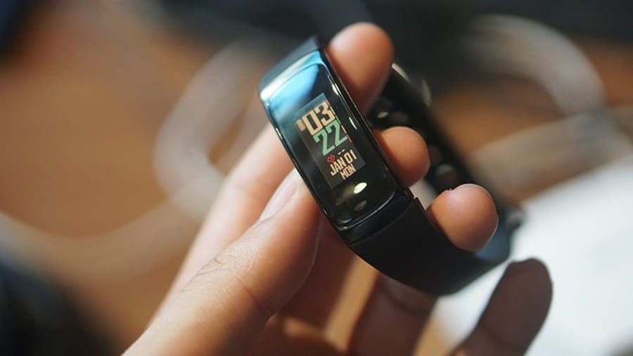 Đánh giá vòng tay thông minh Zeblaze Plug C - Hình 4 Đánh giá vòng tay thông minh Zeblaze Plug C - Hình 4