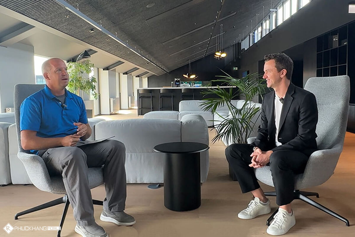 Sự thật rùng mình: Điện thoại vẫn hăng say gửi dữ liệu khi bạn say ngủ - Hình 1 CTO Marijus Briedis