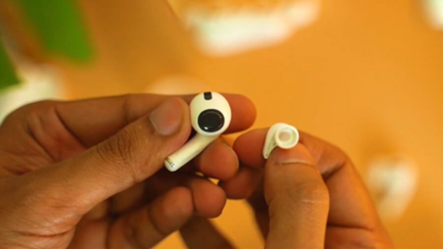 Đừng để Airpods của bạn ra "nghĩa địa" chỉ vì vệ sinh không đúng cách - Hình 4 Đừng để Airpods của bạn ra "nghĩa địa" chỉ vì vệ sinh không đúng cách - Hình 4