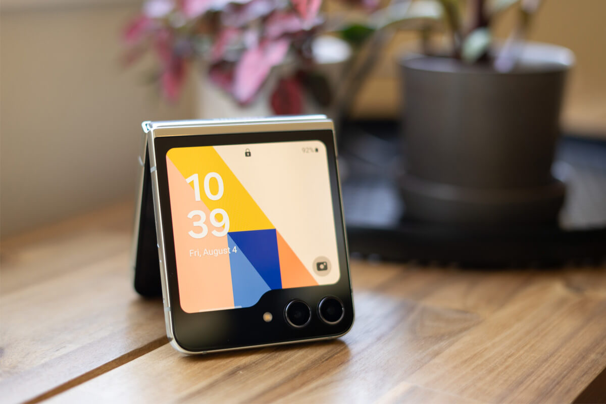 Galaxy Z Flip 6 - Hình 1