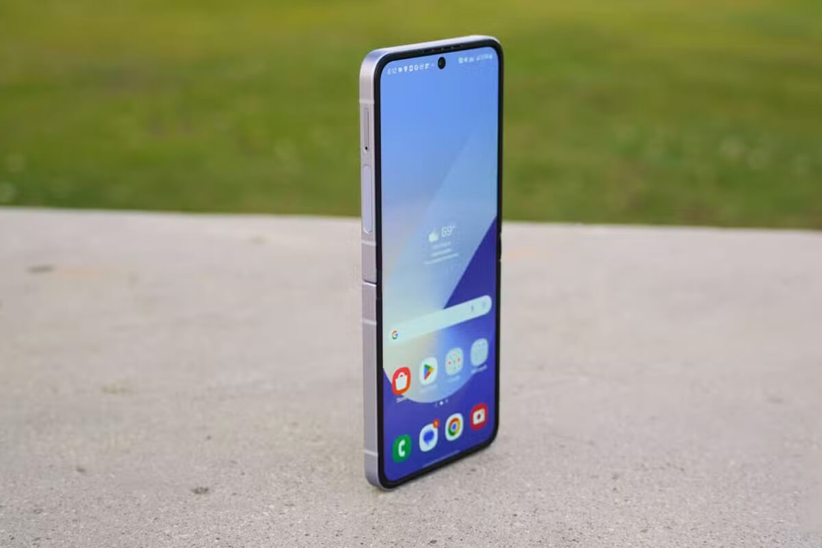 Galaxy Z Flip FE bị lộ hàng loạt thông số kỹ thuật mới - Hình 2 Galaxy Z Flip FE - Hình 2