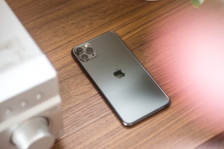 Giá rẻ quá, chốt ngay iPhone 11 Pro Max cũ cho tháng 7 thêm rộn ràng