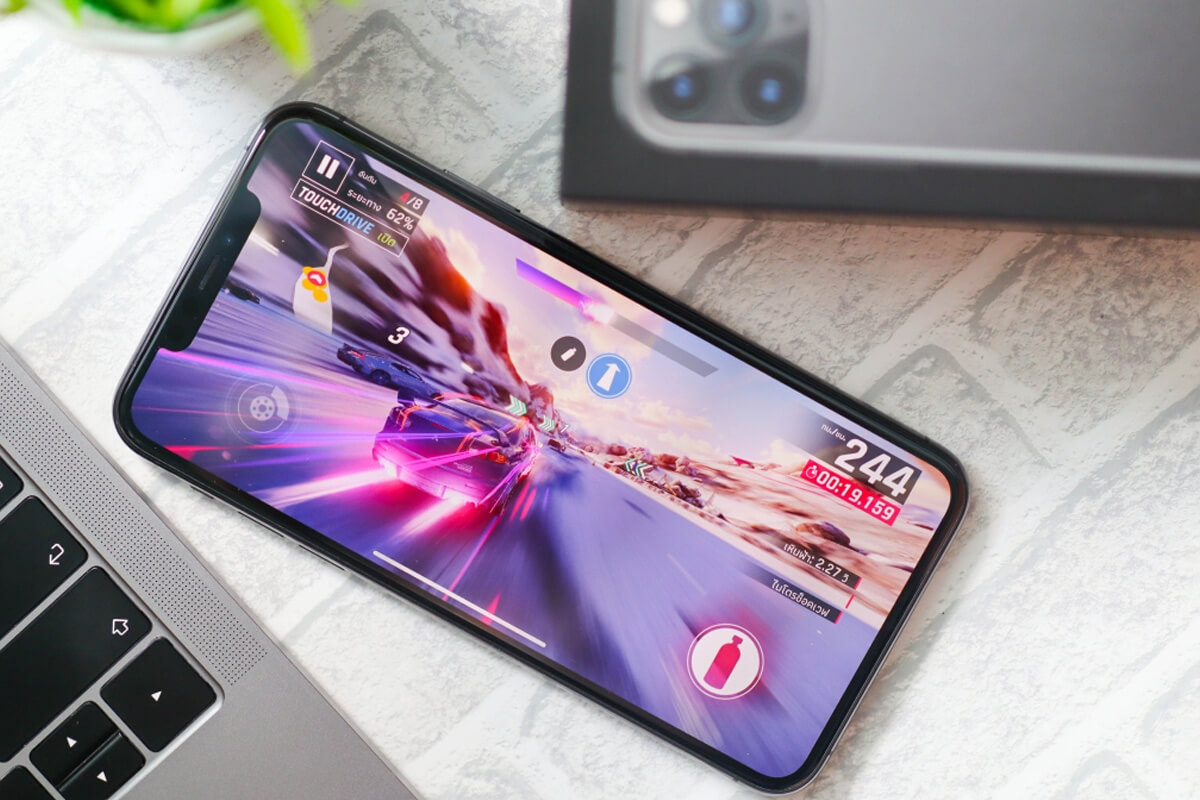 iPhone 11 được nâng cấp iOS 26 nhưng thiếu nhiều tính năng mới như Genmoji, AI Shortcut