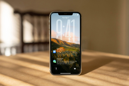 iOS 26 cập bến iPhone 11: Có cập nhật nhưng... có tiếc!