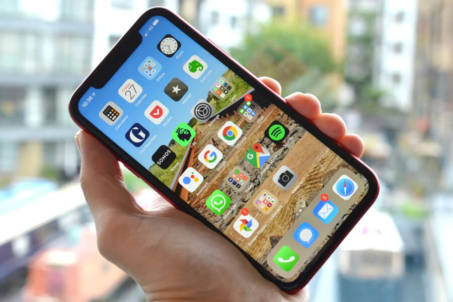 iPhone SE 2020 là mẫu smartphone dành cho đối tượng nào? - Hình 3 iPhone SE 2020 là mẫu smartphone dành cho đối tượng nào? - Hình 3