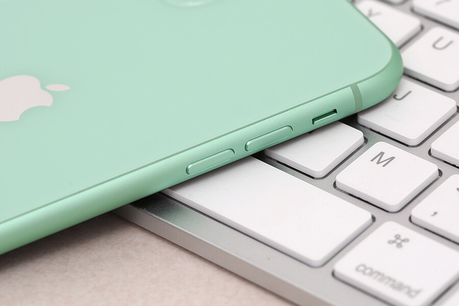 Khung viền iPhone 11