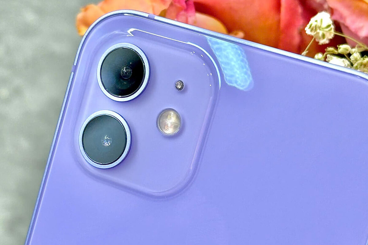 Mẫu iPhone cũ chỉ hơn 5 triệu nhưng vẫn mạnh hơn nhiều smartphone Android mới - Hình 2 iPhone 12 cũ - Hình 2