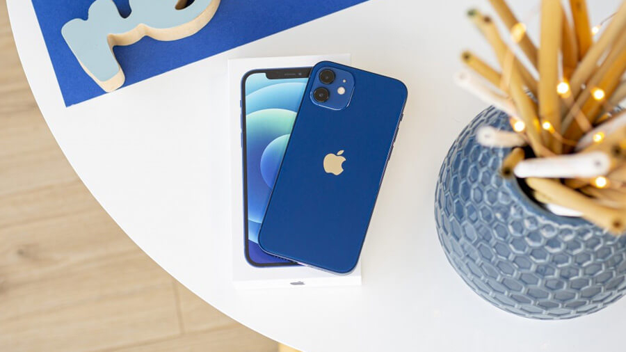 iPhone 12 mini và iPhone 12 Pro Max: Hai chiếc smartphone "mới lạ" của Apple - Hình 1 iPhone 12 mini và iPhone 12 Pro Max: Hai chiếc smartphone "mới lạ" của Apple - Hình 1