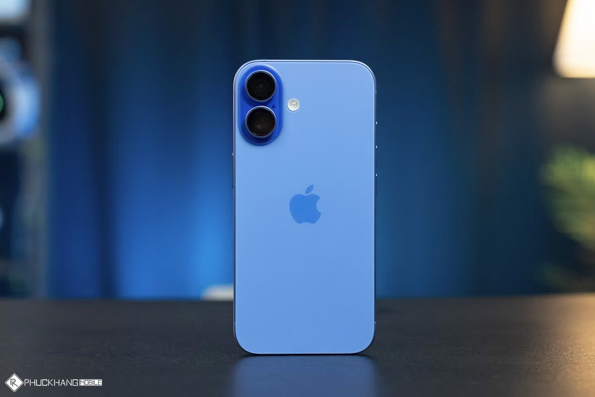 iPhone 16 iPhone 16