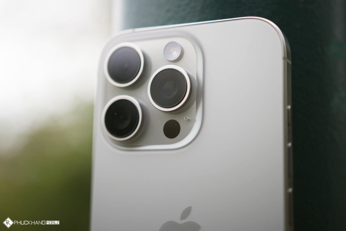 iPhone 16 Pro - Camera