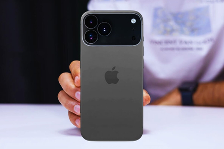 iPhone 17 Pro Max lộ diện hình ảnh 'chính thức' và dây chuyền sản xuất