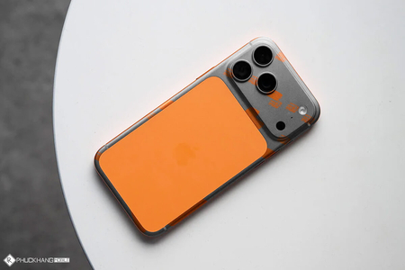 Không chỉ đổi màu, iPhone 17 Pro Max nay đã 'thay áo' luôn