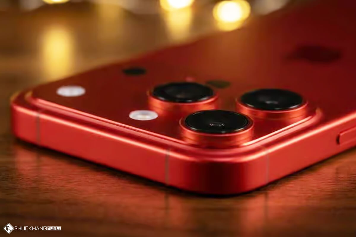 iPhone 18 Pro có màu Deep Red? Dynamic Island thu nhỏ 35% - Hình 2 iPhone 18 Pro màu đỏ