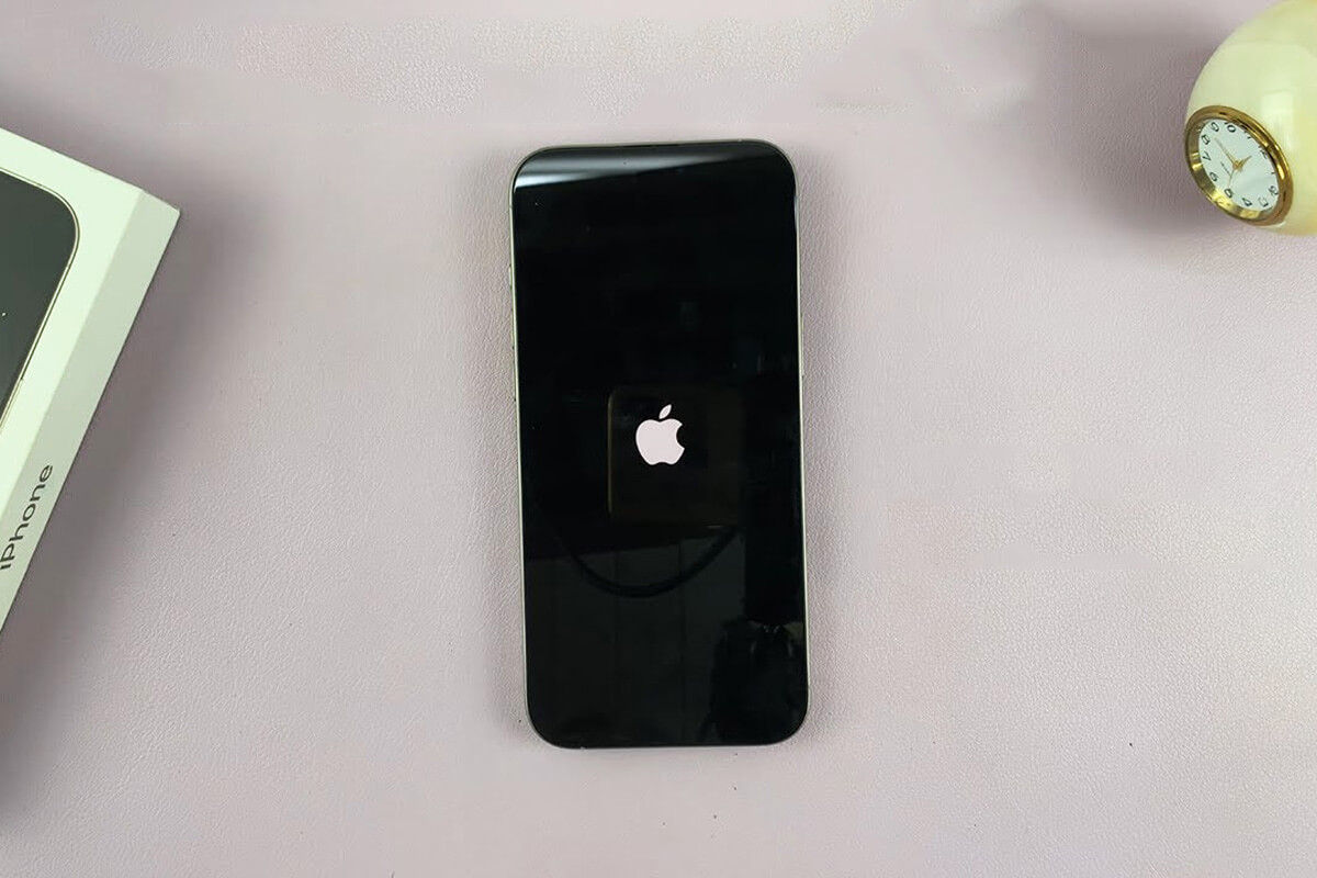 iPhone bị treo táo - Hình 1