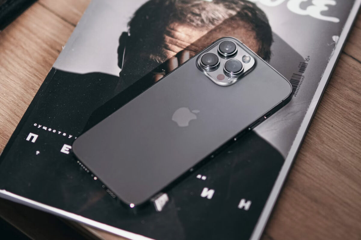 iPhone cũ - Lựa chọn không bao giờ lỗi thời của Gen Z - Hình 1 iPhone cũ - Hình 1