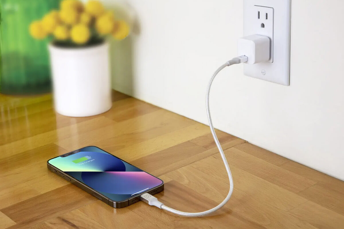 iPhone không nhận sạc - Hình 1