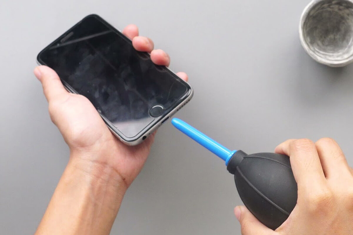 iPhone không nhận sạc - Hình 2