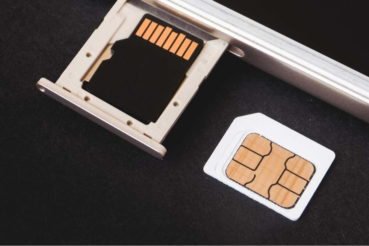 Có nên mua iPhone Lock không?