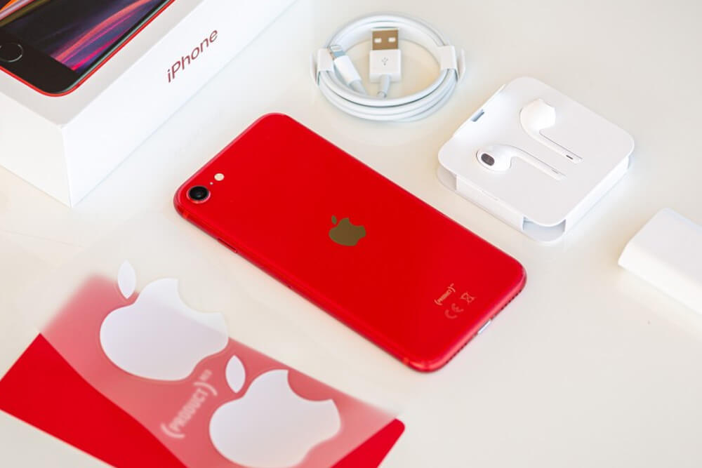 iPhone SE 2020 màu đỏ