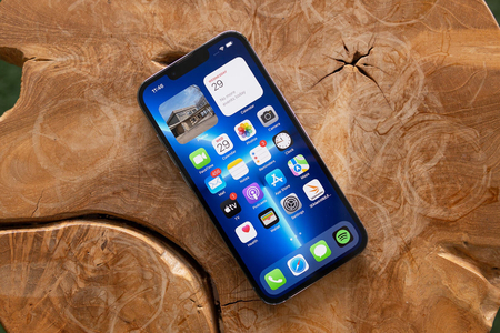 Sự thật bất ngờ: iPhone có thể ‘ngất xỉu’ nếu bạn làm điều này ngoài trời!