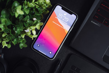 Trong phân khúc 4 triệu, iPhone XR cũ liệu có còn đáng mua?