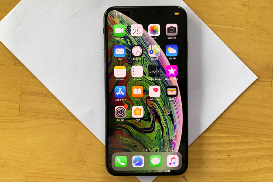 iPhone XS có còn phù hợp để chơi Xuân 2020? - Hình 1