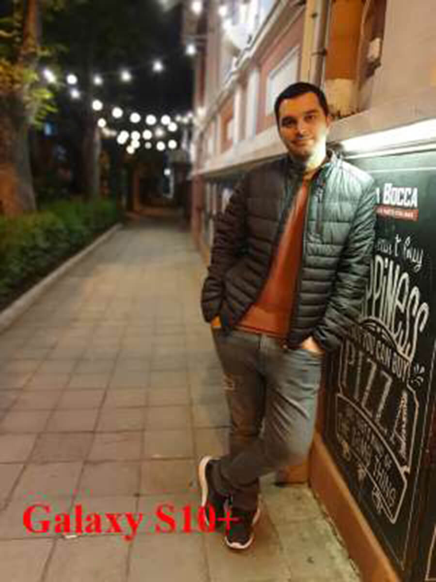 Chụp dưới ánh đèn