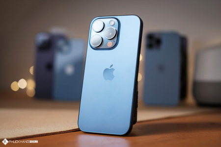 Sắm iPhone 15 Pro Max chơi Tết, giá cực ngon, hiệu năng đỉnh, kèm nhiều ưu đãi, mua ngay!