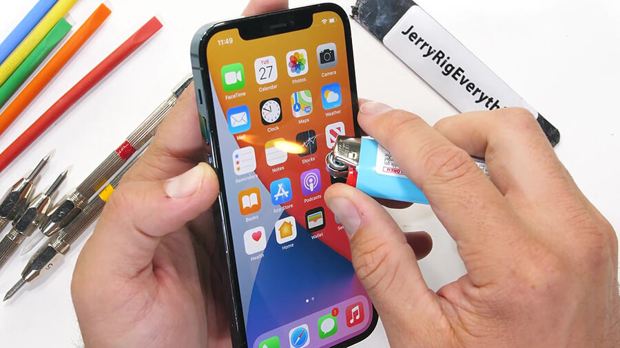 Kiểm tra độ bền iPhone 12 Pro được thực hiện bởi JerryRigEverything - Hình 4