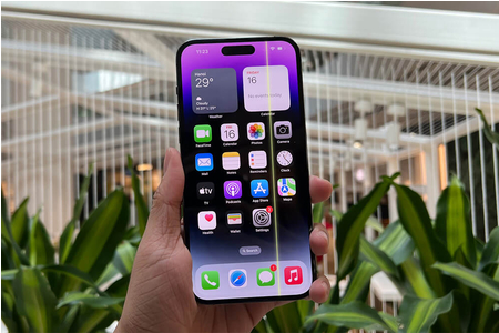 Lỗi sọc màn hình trên iPhone 14 Series không phải do phần cứng