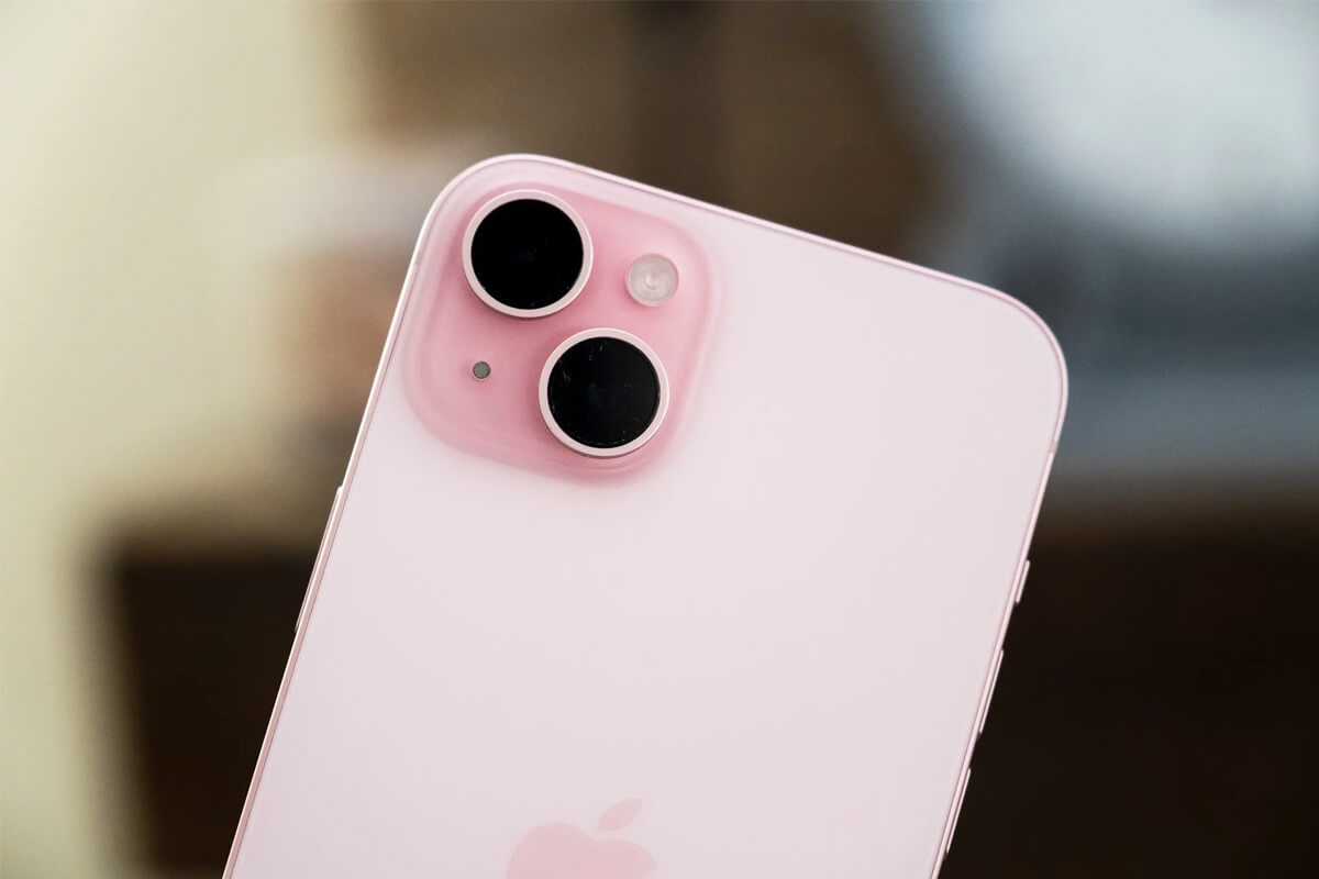 Lý do khiến iPhone 15 đáng mua hơn iPhone 16e mới ra mắt - Hình 3 Camera iPhone 15 - Hình 3