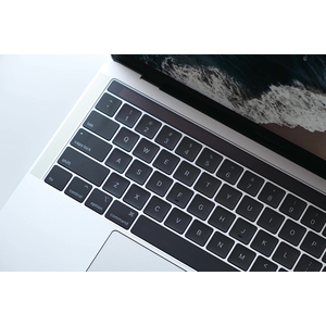 Apple Macbook Pro 13 (2019) i5 1.4GHz/8GB/256GB (Cũ - 99%)